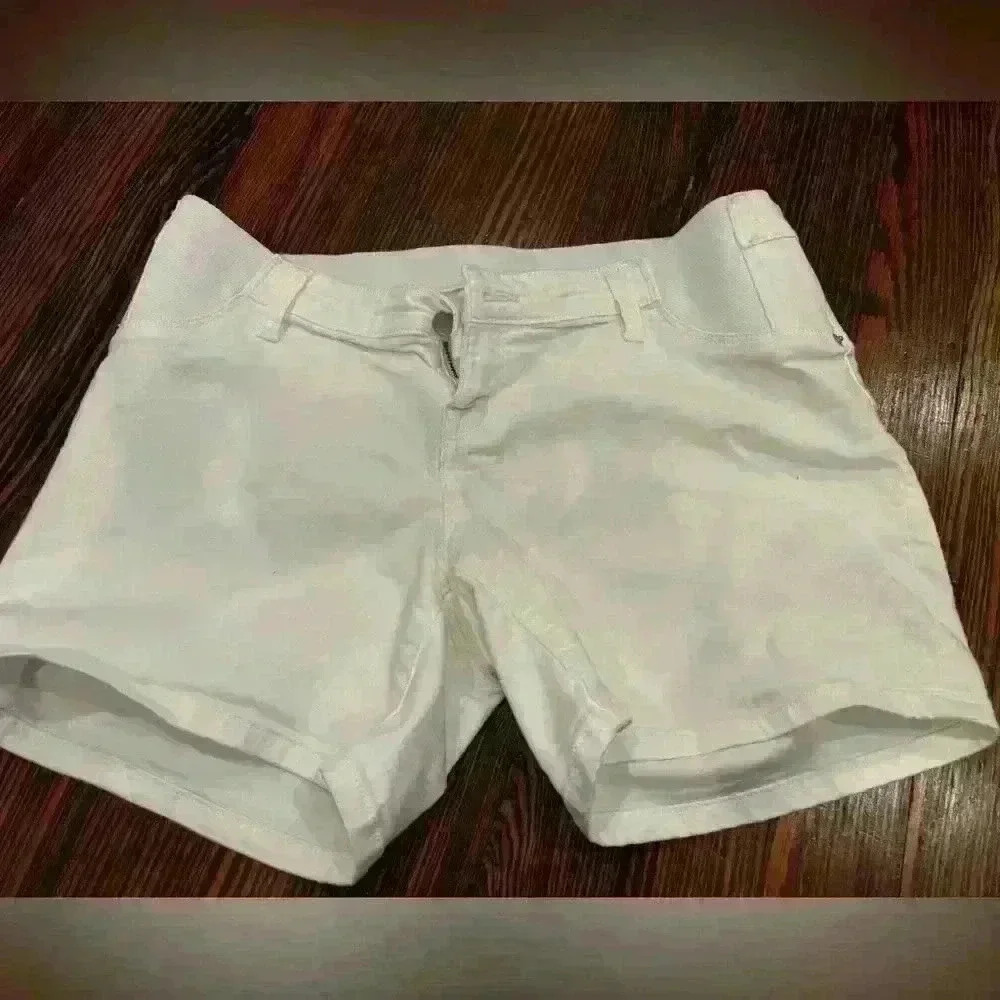 Liz Lange Maternity White Midi Shorts Size Small